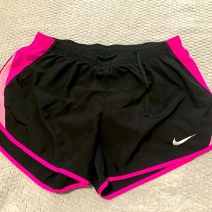 Nike Black & Pinkish-Purple Shorts